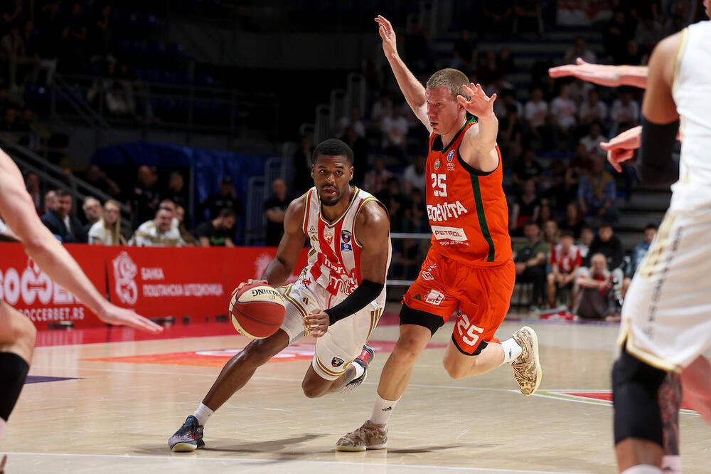 Crvena zvezda zasijala u četvrtoj četvrtini i savladala Cedevita Olimpiju za polufinale ABA lige (Foto)
