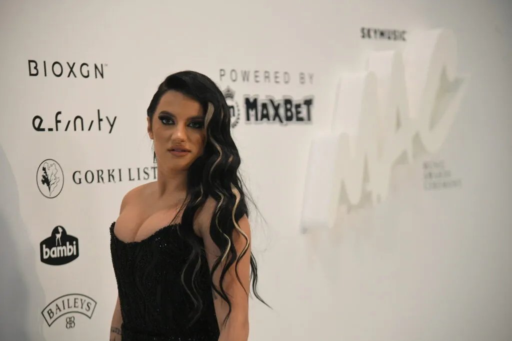 "Ljudi misle da sam ja neka proračunata veštičara": Barbara Bobak o predrasudama naroda i bivšima