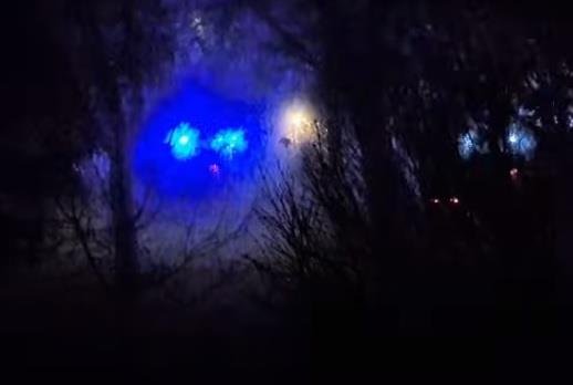 (UZNEMIRUJUĆI VIDEO) NOVI SNIMAK BRUTALNOG PREBIJANJA STRANCA U HRVATSKOJ! Unakazili čoveka, šutirali ga po telu i glavi, skakali mu na grudi, bio u LOKVI KRVI