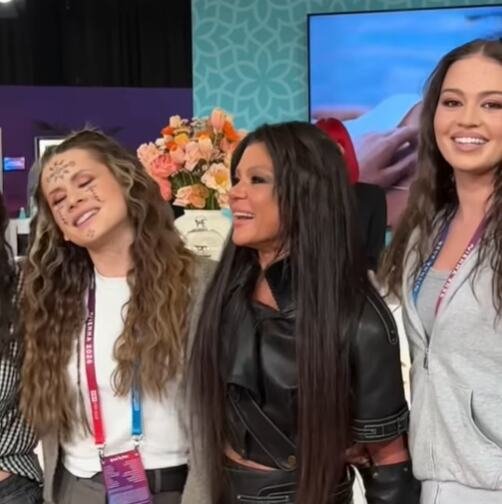 "Lelek" i Ruslana zapevale zajedno: Pobednica Evrovizije podržala Srbiju, a sad "ukrstila" glas sa Hrvaticama