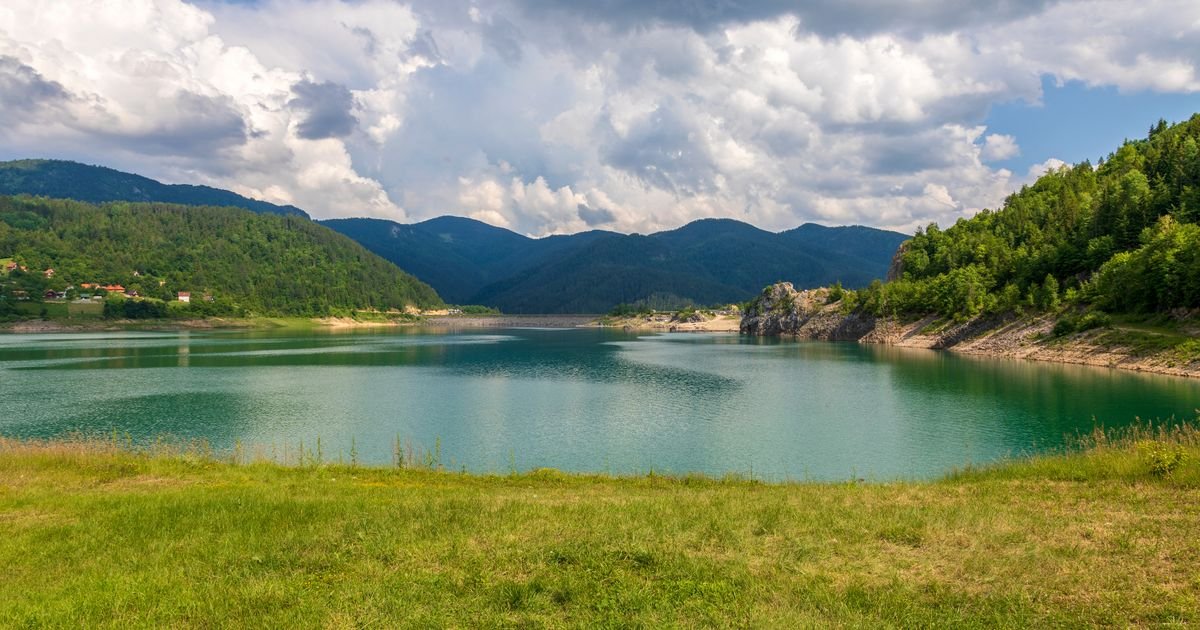 Srpsko jezero koje nekad izgleda nestvarno, a nekad skoro potpuno presuši: Razlog krije velika tajna Tare
