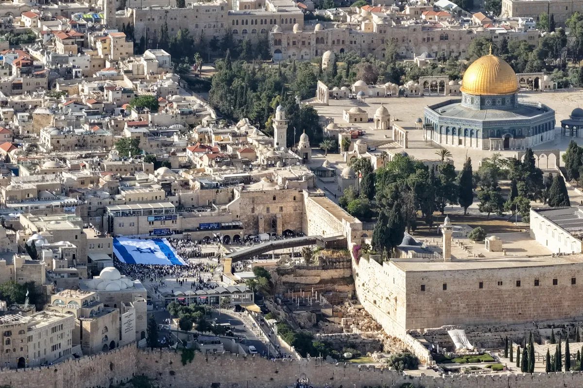 Palestinci primorani da ruše sopstvene kuće da bi napravili mesta za izraelski tematski park