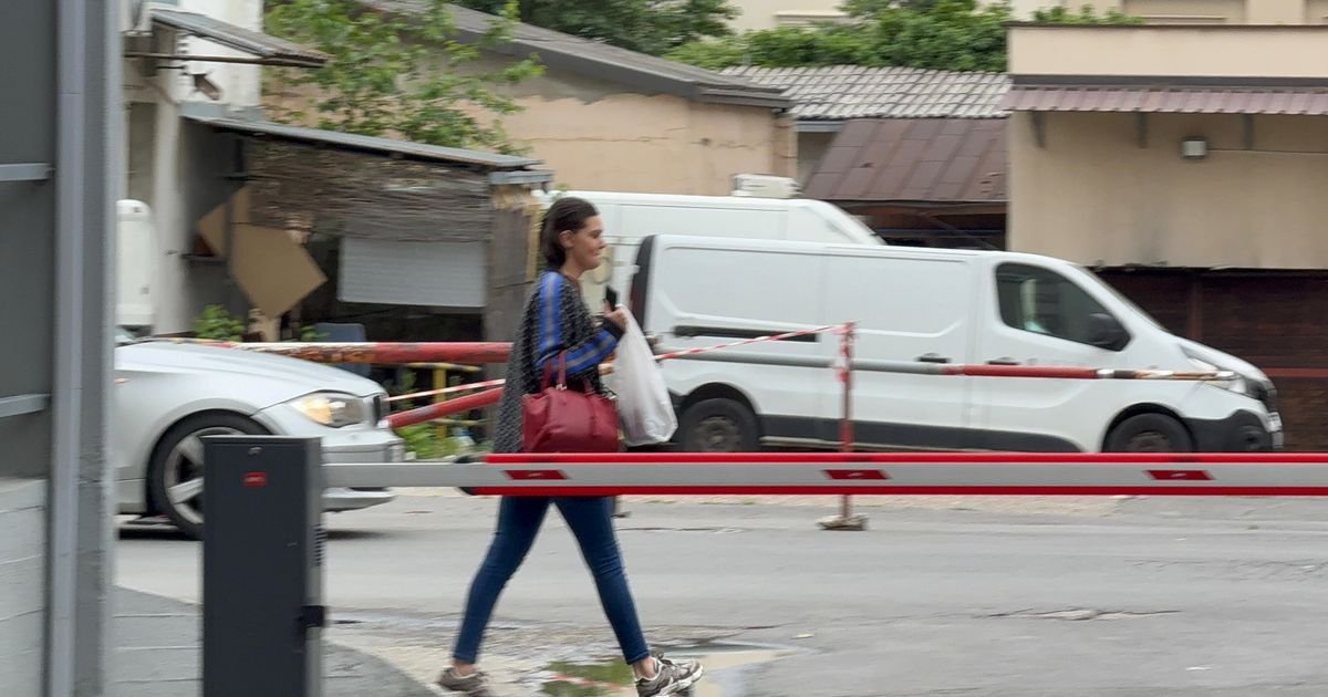 Sloba Vasić prebačen u Lazu Lazarević sa VMA: Žena sa kesama utučena napustila psihijatrijsku ustanovu