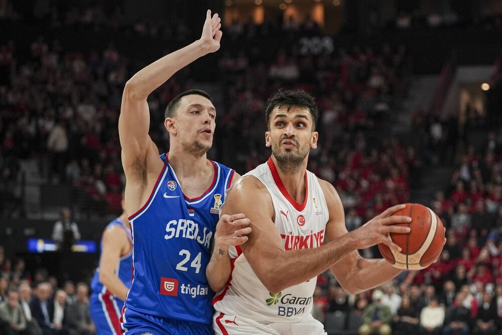 Real Madrid doveo centra za F4 Evrolige iz NBA (Foto)