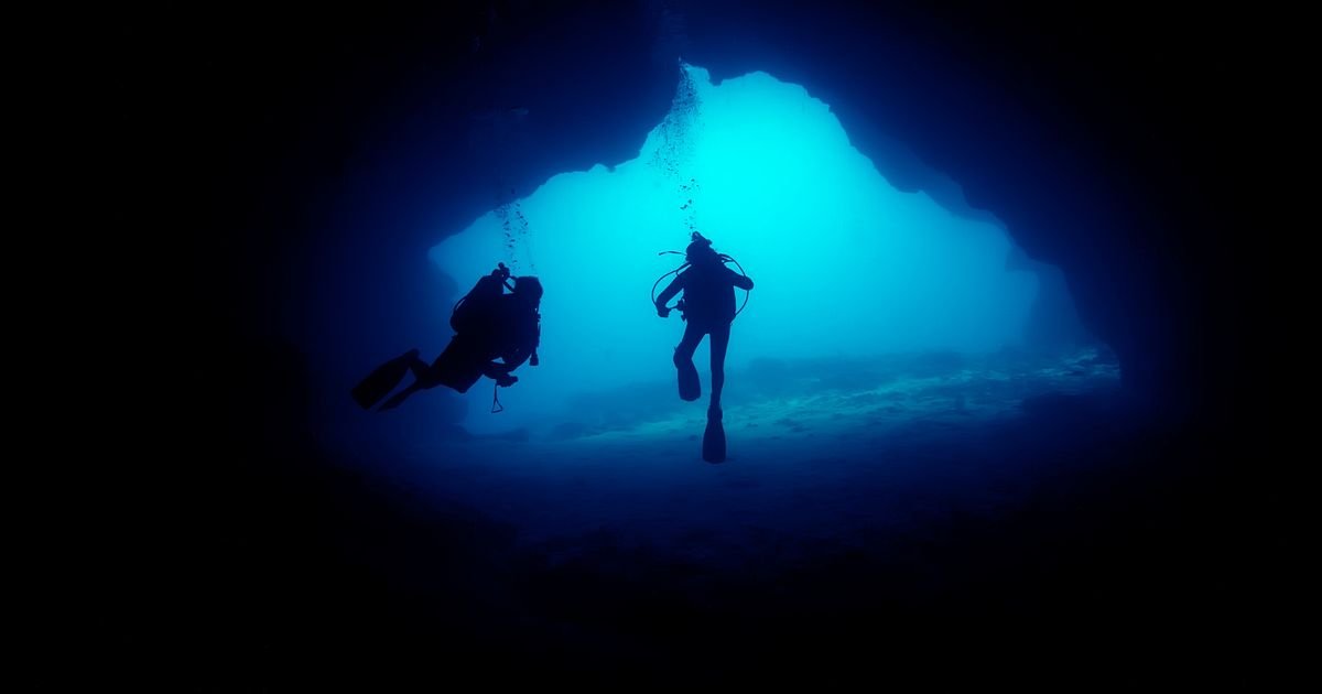Maldivi obustavili potragu za telima italijanskih ronilaca nakon pogibije spasioca