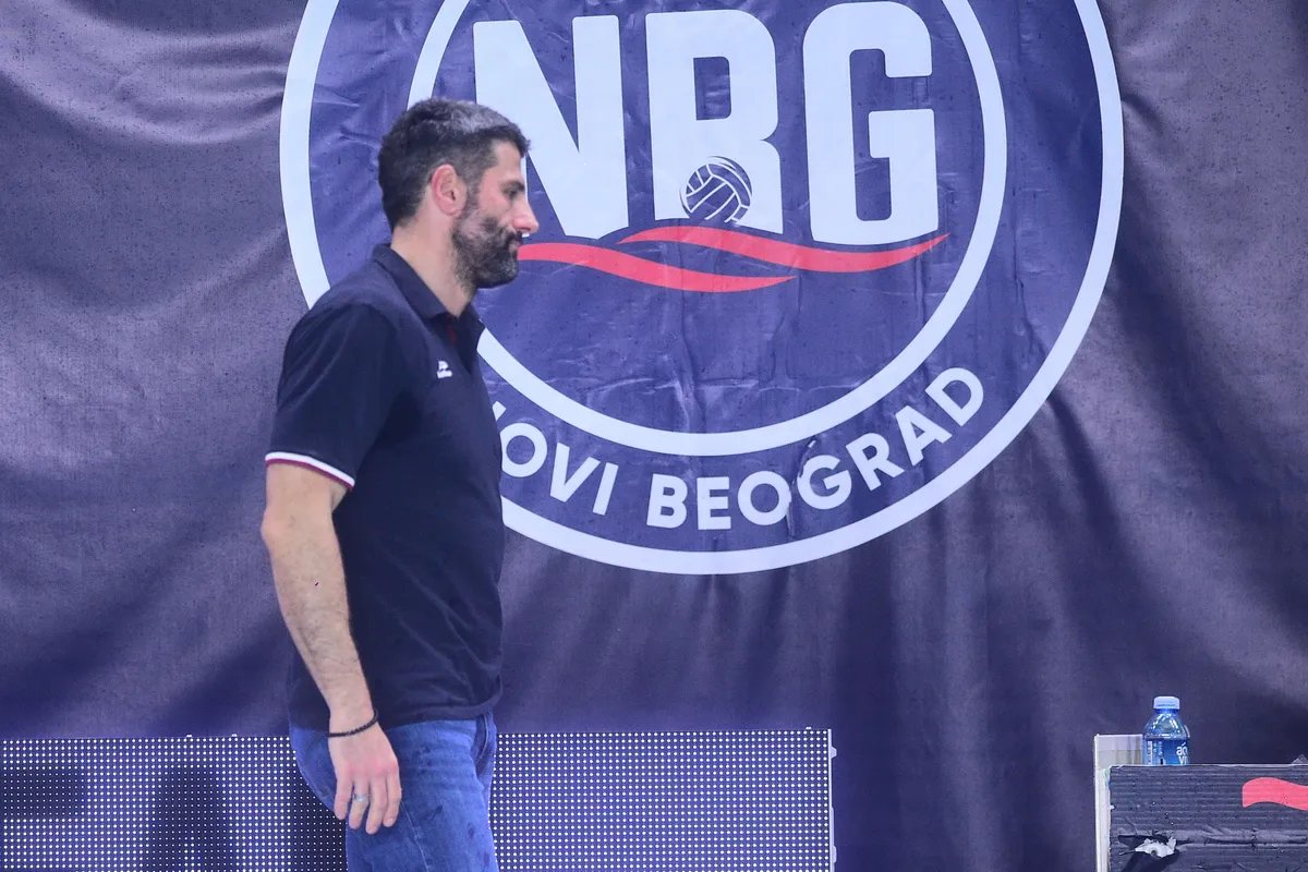 Šapić u sukobu sa navijačima Radničkog, "pumpanje" na vaterpolo finalu u Kragujevcu