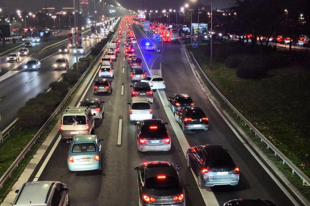 OD SUTRA RADOVI NA AUTO-PUTU U SMERU NOVI SAD-BEOGRAD Evo kako će se saobraćati