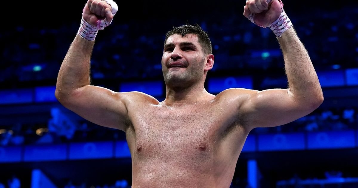 Surovi Filip Hrgović! Hrvat brutalno isprebijao Britanca, Alenov trener morao da baci peškir!