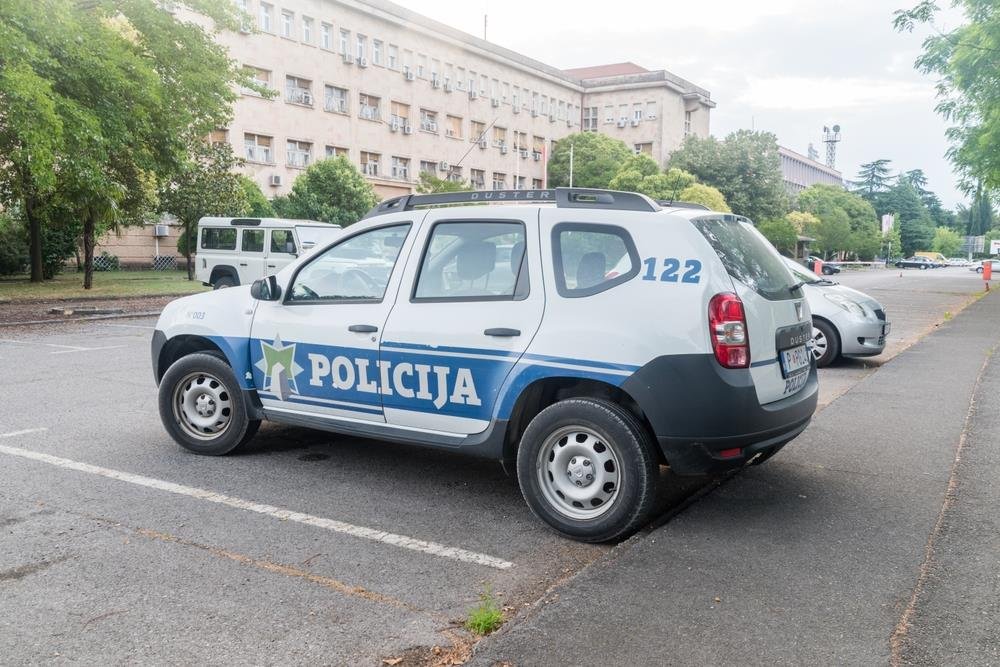 JEZIV SUDAR U PODGORICI: Nastradao korisnik taksi usluge