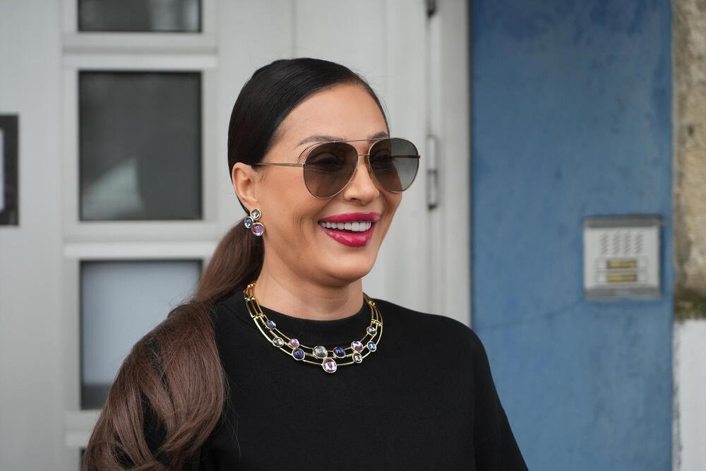 OVA ŽENA IMALA STROGU ZABRANU, A CECA DOBILA HIT ZA SVA VREMENA: Decenijama se nije znalo šta stoji iza ove pesme