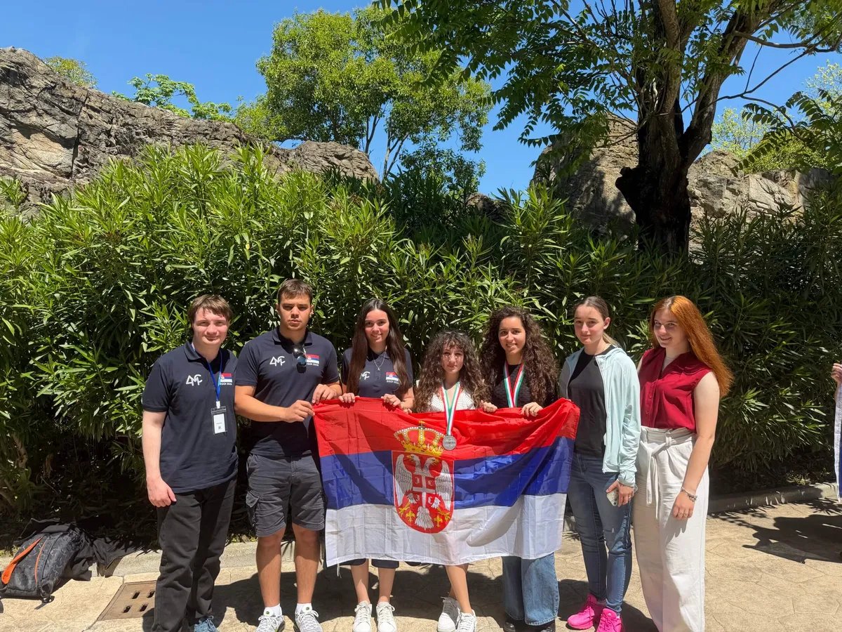 Medalje i pohvale za učenice iz Srbije na Evropskoj olimpijadi iz informatike za devojke