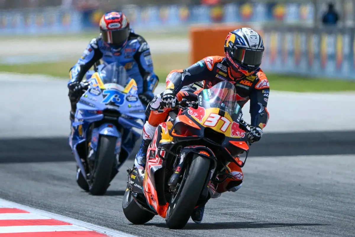 VIDEO Strašan incident u MotoGP-u: Guma otpala sa motora, svi su strahovali zbog Markeza