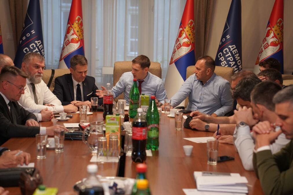 Koalicija Nada započela kampanju za izbore: "Potvrđena je politička platforma autentične desnice"