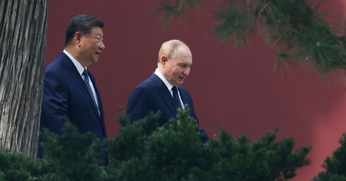 Putin i Si Điping razmenili čestitke povodom 10. Kinesko-ruskog ekspa otvorenog u Kini