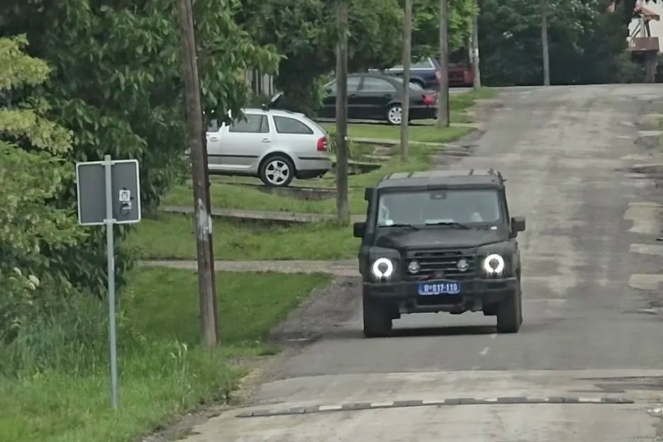 VIDEO Jake policijske snage i dalje češljaju svaki pedalj oko Jarkovačkog jezera: Tragaju za novim dokazima i telom ubijenog Aleksandra Nešovića