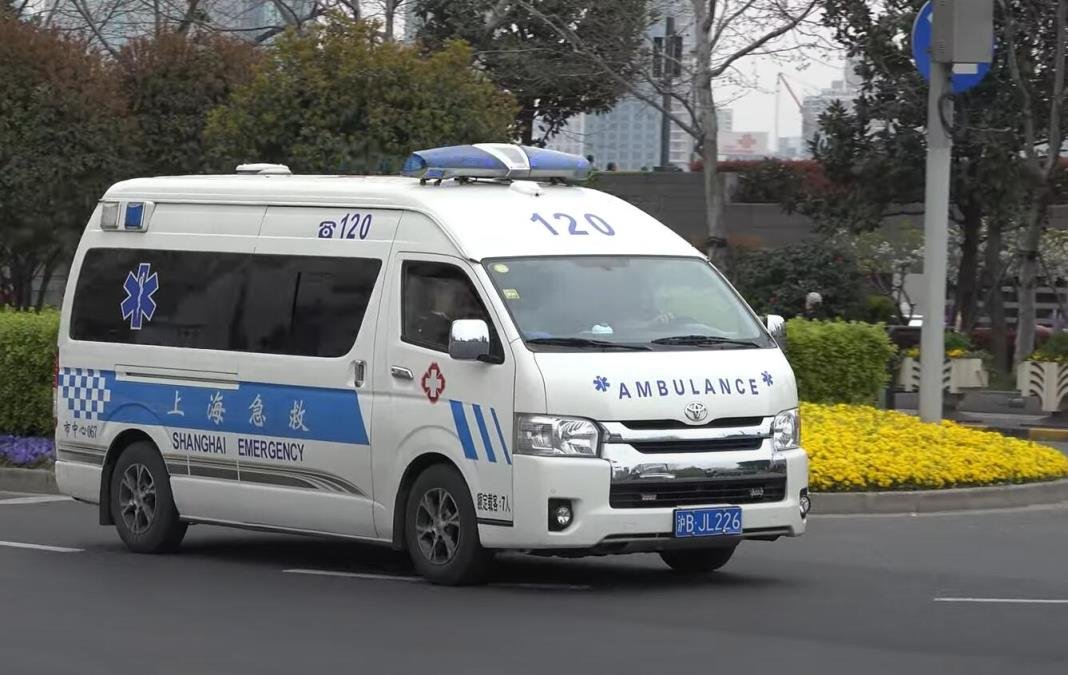 KAMION PAO S MOSTA, UPAO U REKU! Devetoro se vodi kao nestalo, petoro spaseno (VIDEO)