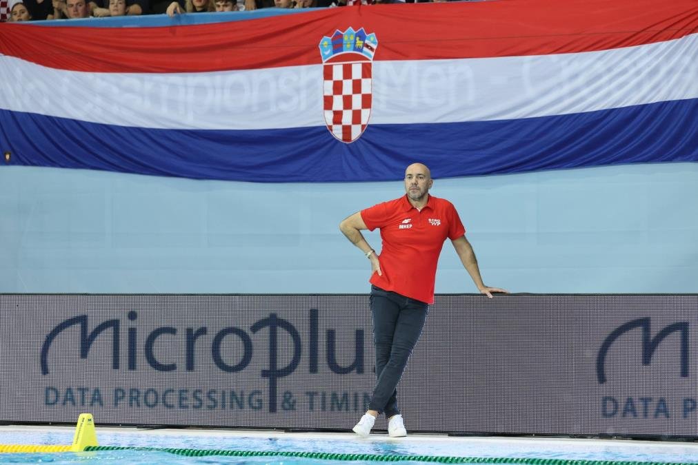 "PONOSAN SAM ŠTO SAM HRVAT, ALI NE MOGU DA MRZIM NEKOGA JER JE SRBIN" Došao u Zvezdu, pa uzeo pušku u ruke i vratio se u Hrvatsku! Njegove reči sada odjekuju!