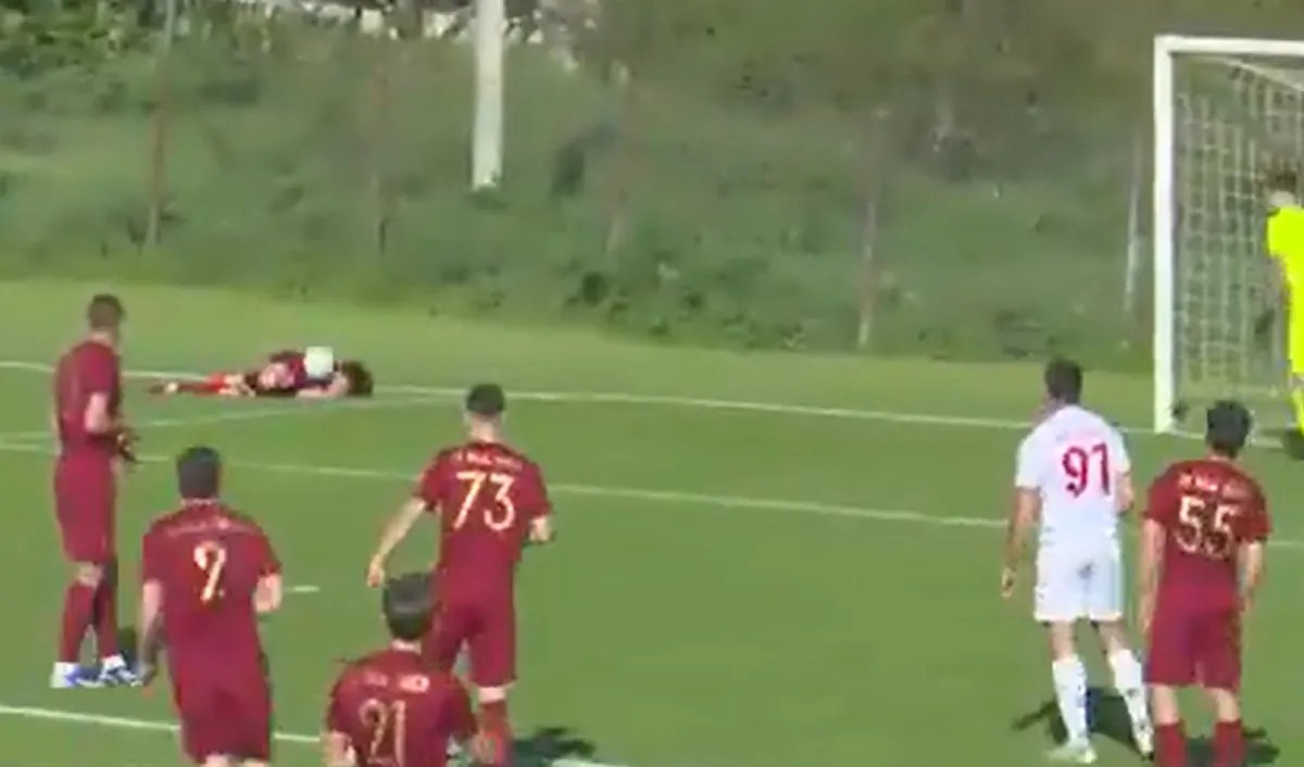 Ovo se viđa jednom u životu: Niko ne može da veruje kako je postignut gol VIDEO