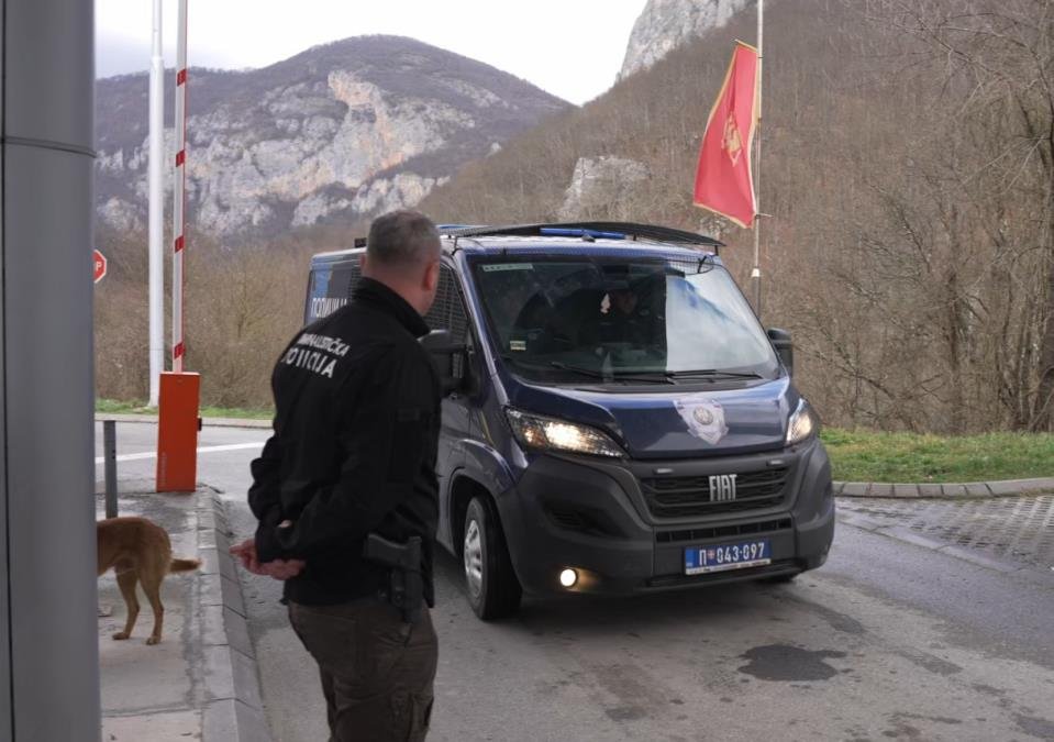 JOŠ JEDNO LICE S POTERNICE UHAPŠENO NA GRANICI SA CRNOM GOROM: Dolijao Srbin osuđen na zatvorsku kaznu, bio  u bekstvu!