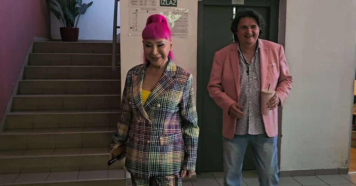 “Ja imam…” Zorica Brunclik pobesnela, pa skočila na Desingericu: “Kad stojim ispred tebe”
