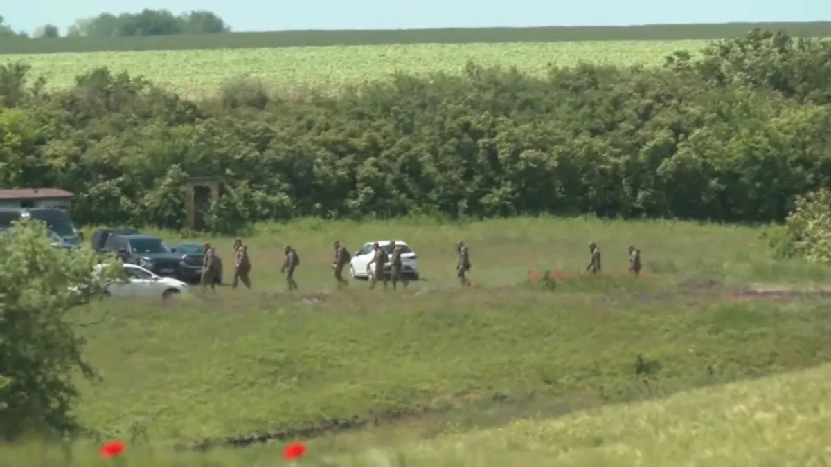 N1 kod Jarkovačkog jezera: Policija sa Vojskom traga za telom nestalog (FOTO/VIDEO)