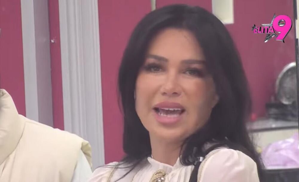 ŠTA ASMIN ZAPRAVO IMA OD ŠKOLE? Stanija iznela ŠOK detalje o bivšem! Otac se hvali DIPLOMOM, a ona sad JAKO UDARILA