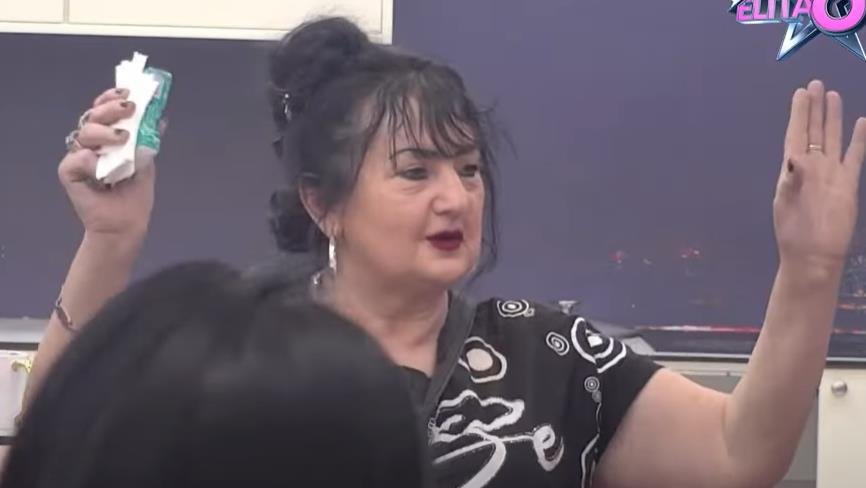 "SKOČILA JOJ JE ZA VRAT DA BI ĆUTALA" Milosava tvrdi da je ova učesnica Elite 9 radila kao animir dama, šok detalji isplivali u javnost