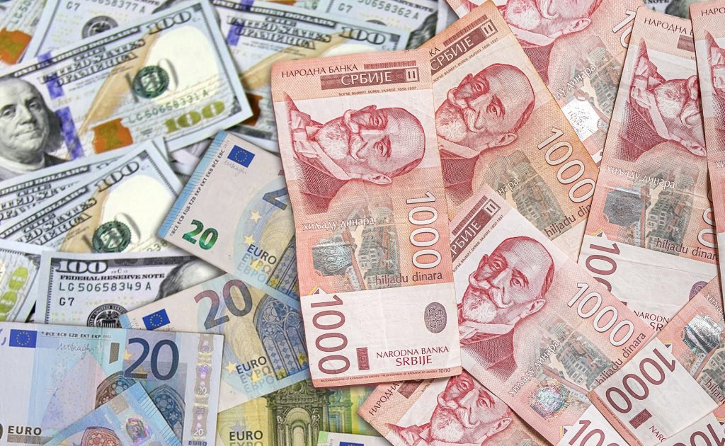 NBS: Srednji kurs dinara za evro u utorak 117,3980 dinara