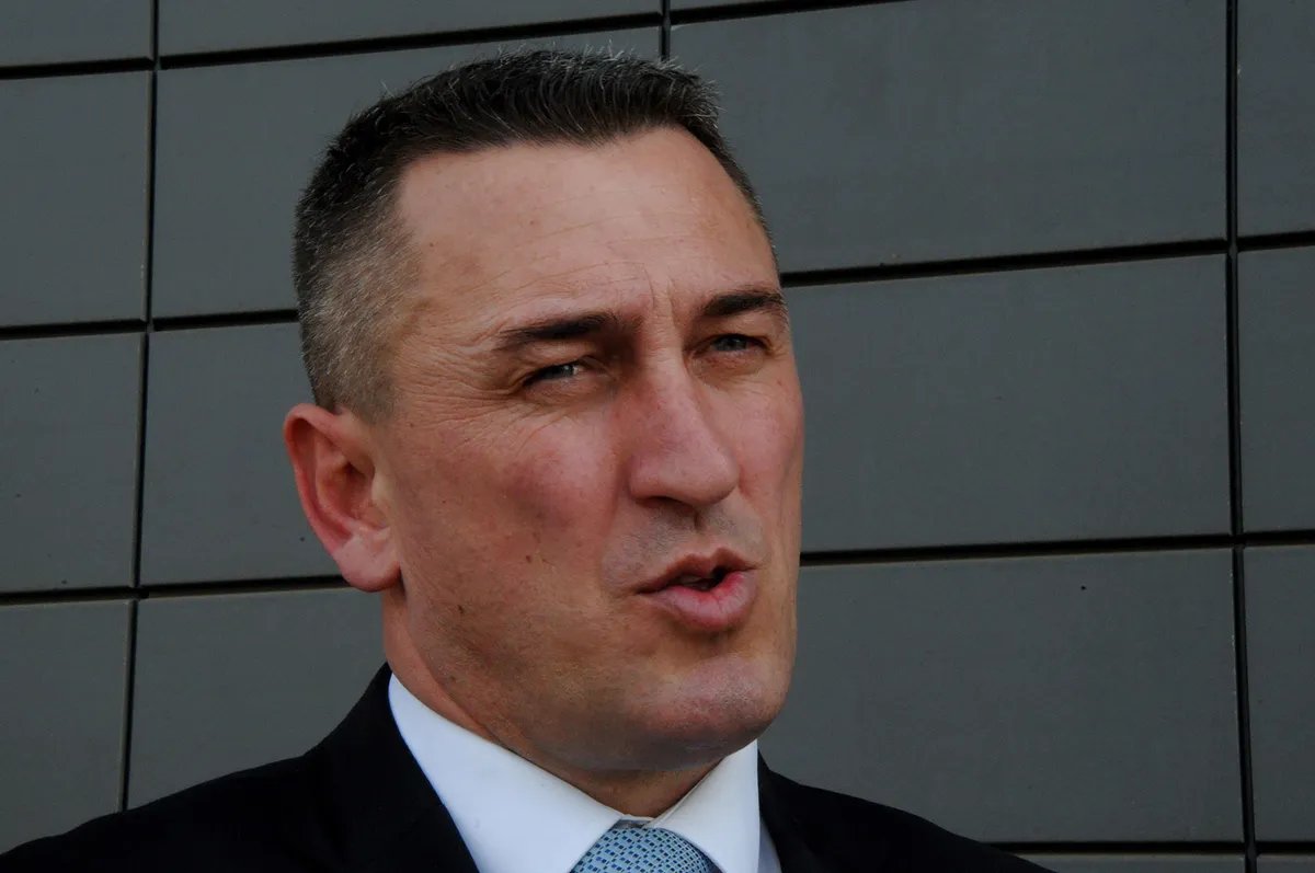 Nenad Rašić: Vučić i Srpska lista ucenjuju i teraju Srbe da glasaju za tu stranku