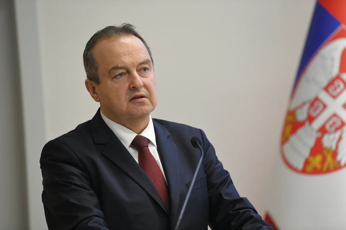 Dačić uputio Depešu zaposlenima u MUP: Podseća ih šta je sve strogo zabranjeno svakom policajcu