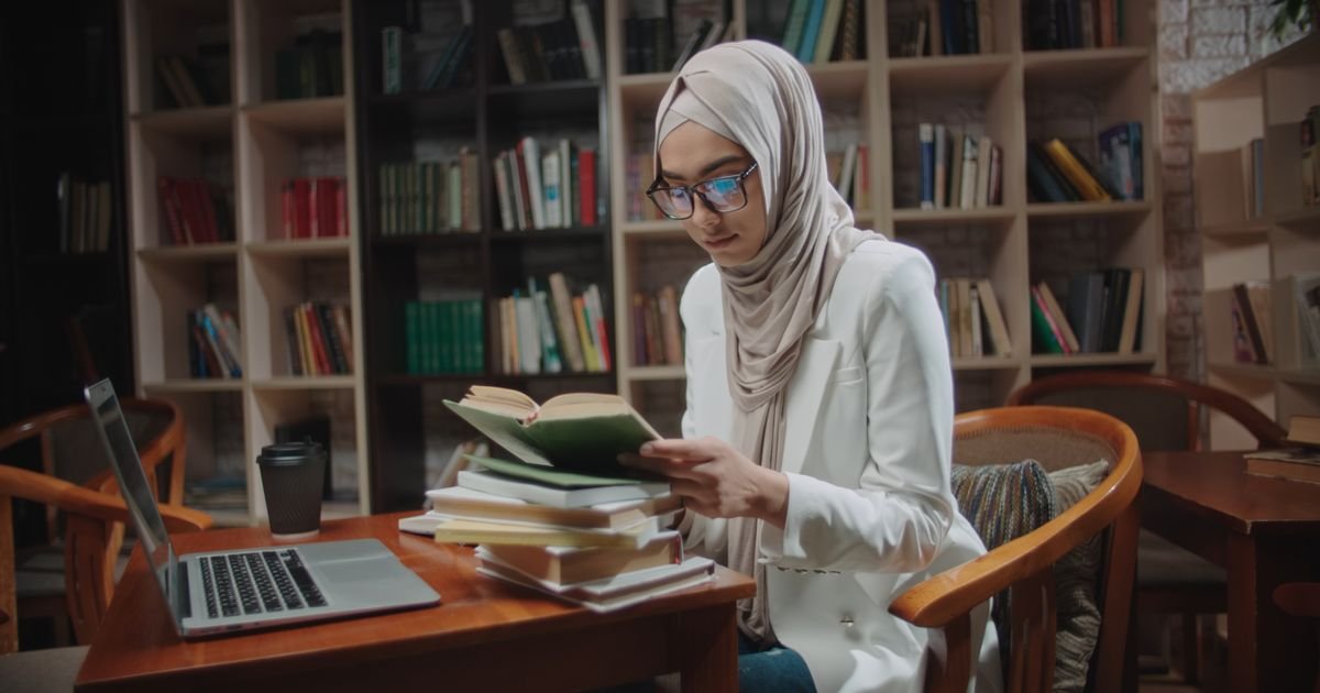 Roditelji pravoslavci, ona prešla u islam! Ispovest Srpkinje koja je promenila veru: Ovo je bilo presudno
