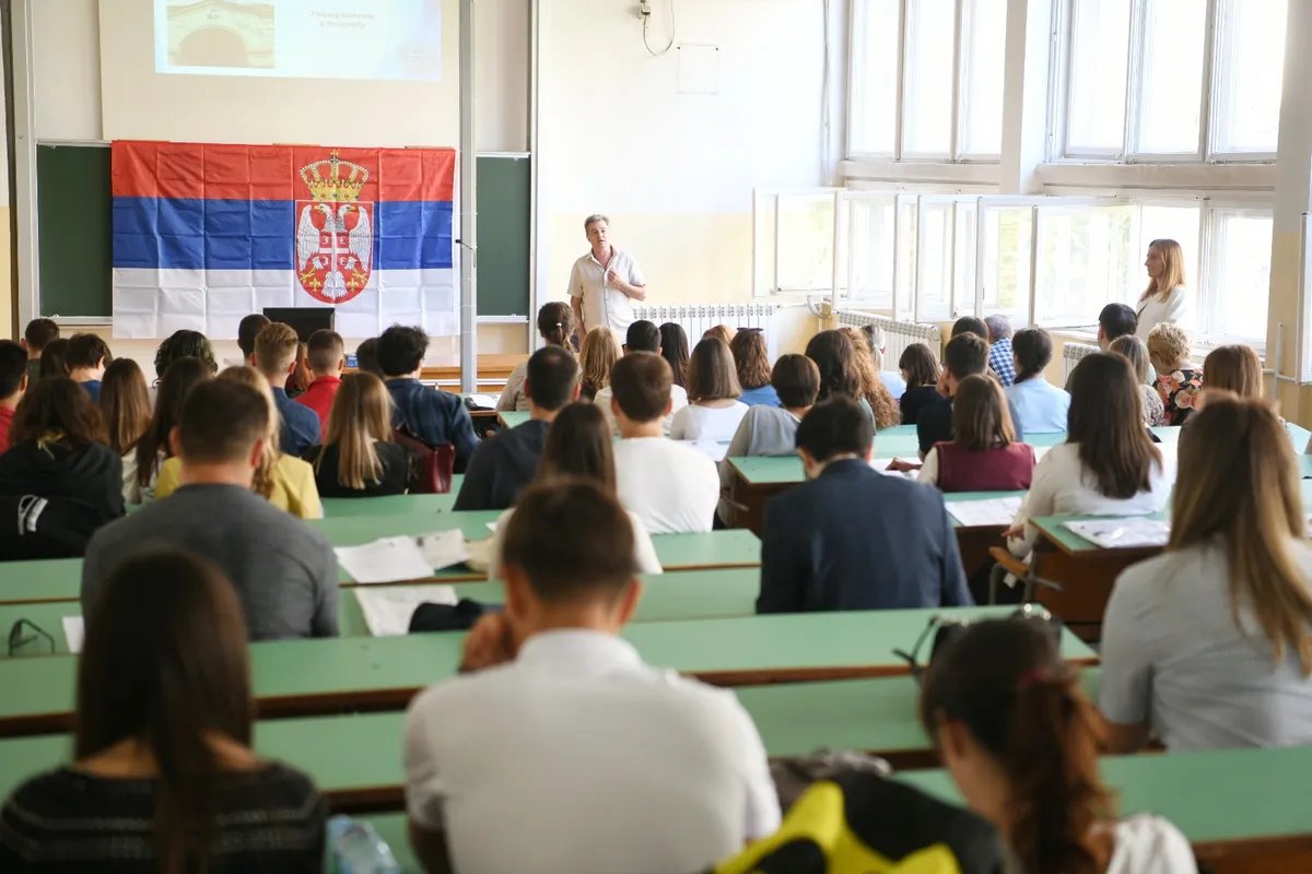 Na sedam fakulteta Beogradskog univerziteta skaču cene školarina: Najveće poskupljenje na FON-u
