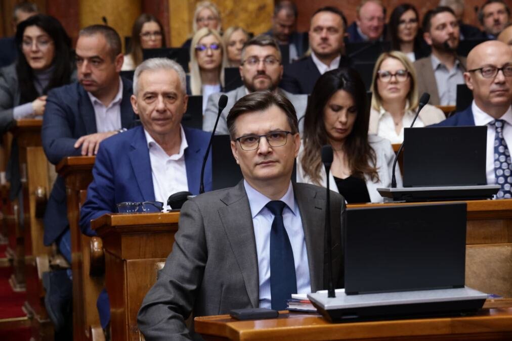 "ŠARIĆ JE ZA VREME DS-a BIO UVAŽENI INVESTITOR" Jovanov: Uhapšen je tek dolaskom SNS, kriminalci do 2012. uz dozvolu tadašnje vlade kupovali firme, hotele...