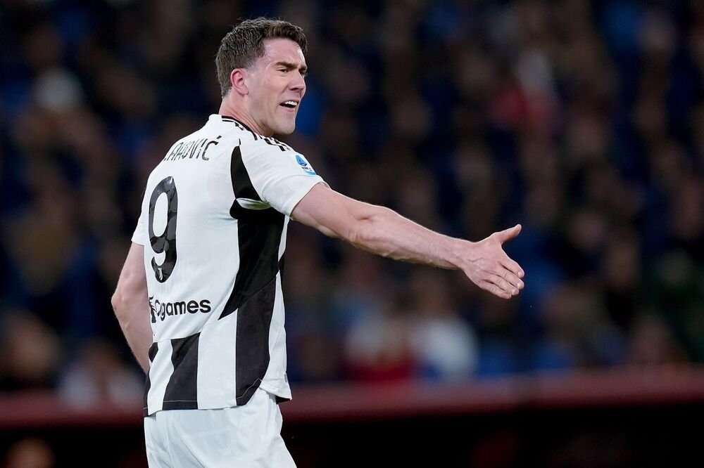 Juventus kaznio Vlahovića i Lokatelija: Svađa na terenu - udar po džepu (VIDEO)