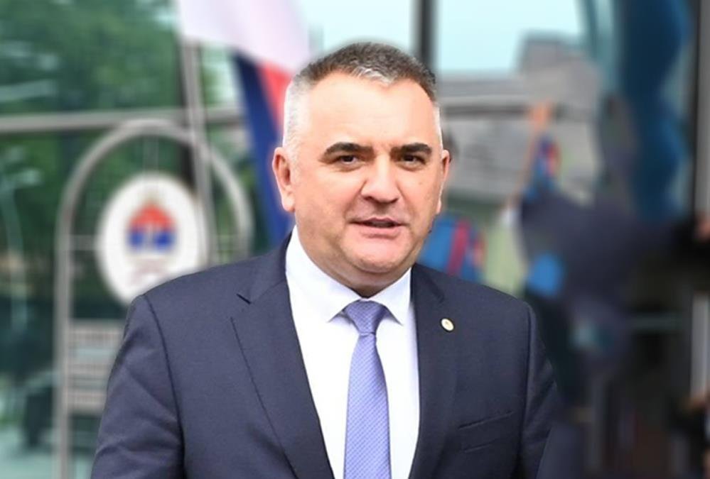 "SMATRAMO DA JE DOŠLO VREME DA SE ZATVORI OHR" Premijer Minić se oglasio o predlogu deklaracije koju će razmatrati Narodna skupština Republike Srpske