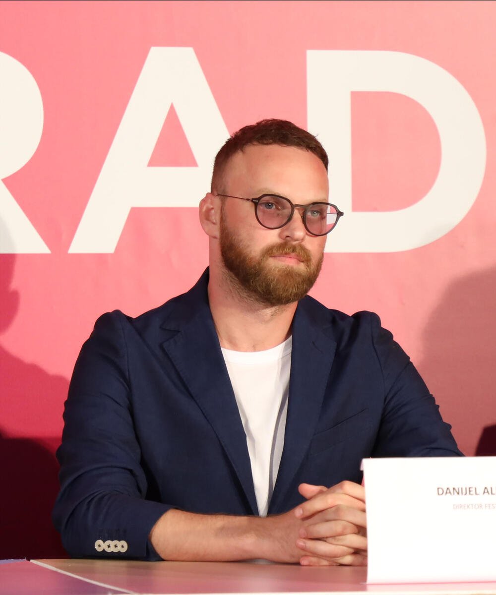 DA LI JE OVO KARMA? Danijel besan na Srbe i Hrvate, a narod ne zaboravlja 2006! Skandal koji se pamti 2 DECENIJE
