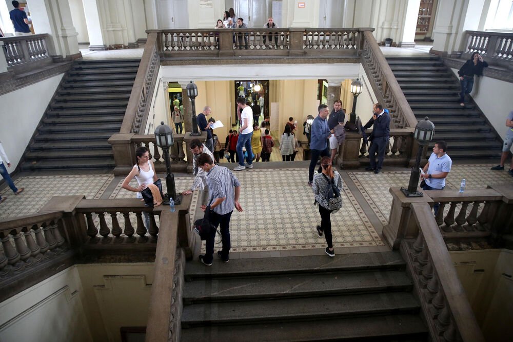 Poskupljuju cene školarina na 7 fakulteta u Beogradu: Evo gde će biti najskuplja godina budućim studentima