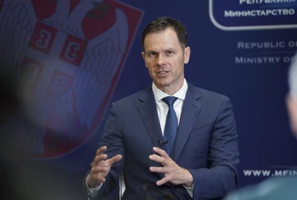 ZAPANJEN SAM NASILJEM BLOKADERA! Ministar Mali o napadu na aktiviste SNS na Slaviji: Želim da poručim svim nasilnicima da, ipak i pored svega, SRBIJA POBEĐUJE