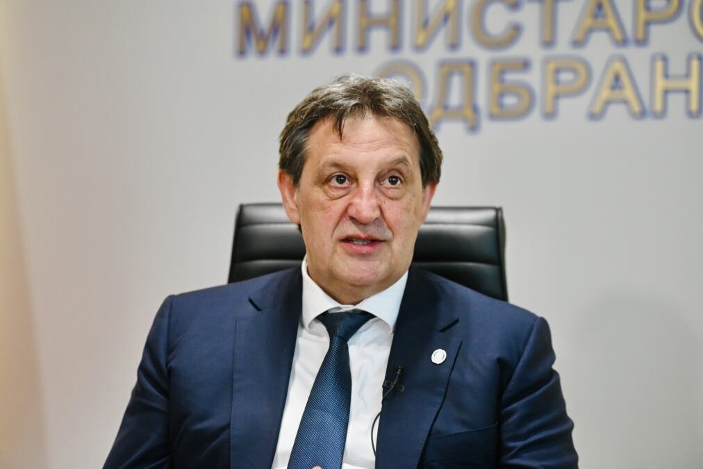GAŠIĆ O NASILJU BLOKADERA "Srbija neće i ne sme da prihvati da se noževi, pretnje i nasilje koriste kao način političke borbe"