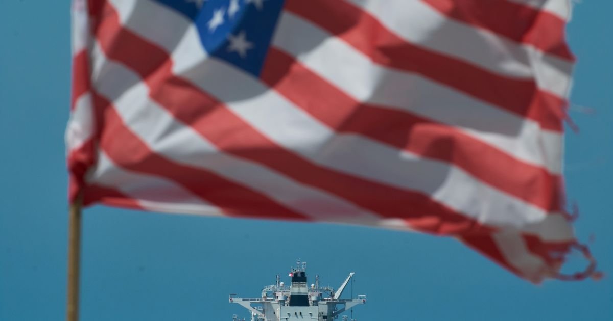 SAD u Indijskom okeanu zeplenile tanker "Skajvejv" povezan sa Iranom: Blokada se nastavlja