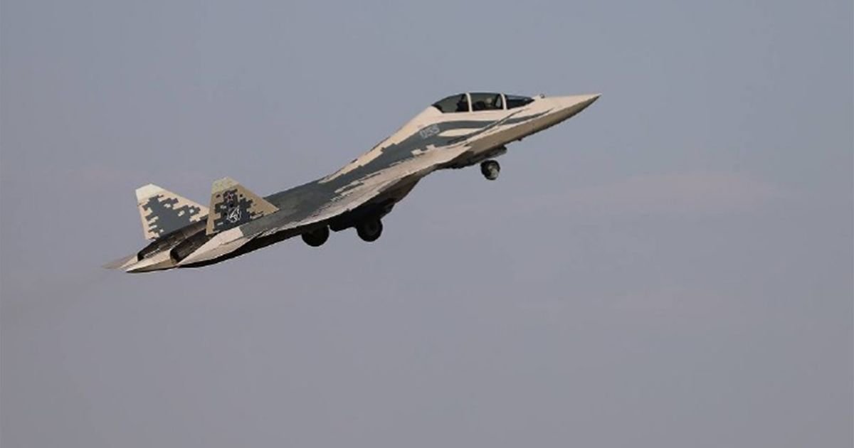 Ovo je najnoviji ruski borbeni avion: Su-57D obavio prvi let, dobio drugog pilota za upravljanje dronovima