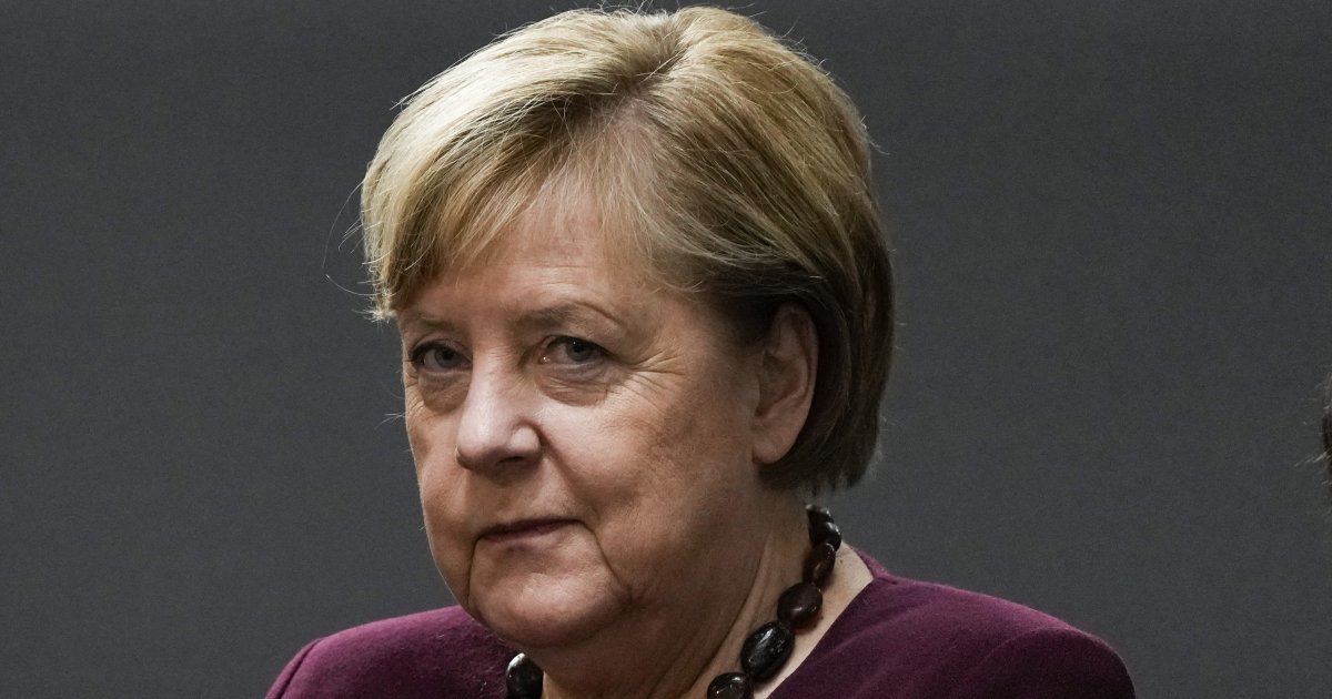 Angelu Merkel šalju na pregovore sa Putinom? Zelenski ipak navija za "opciju 2"