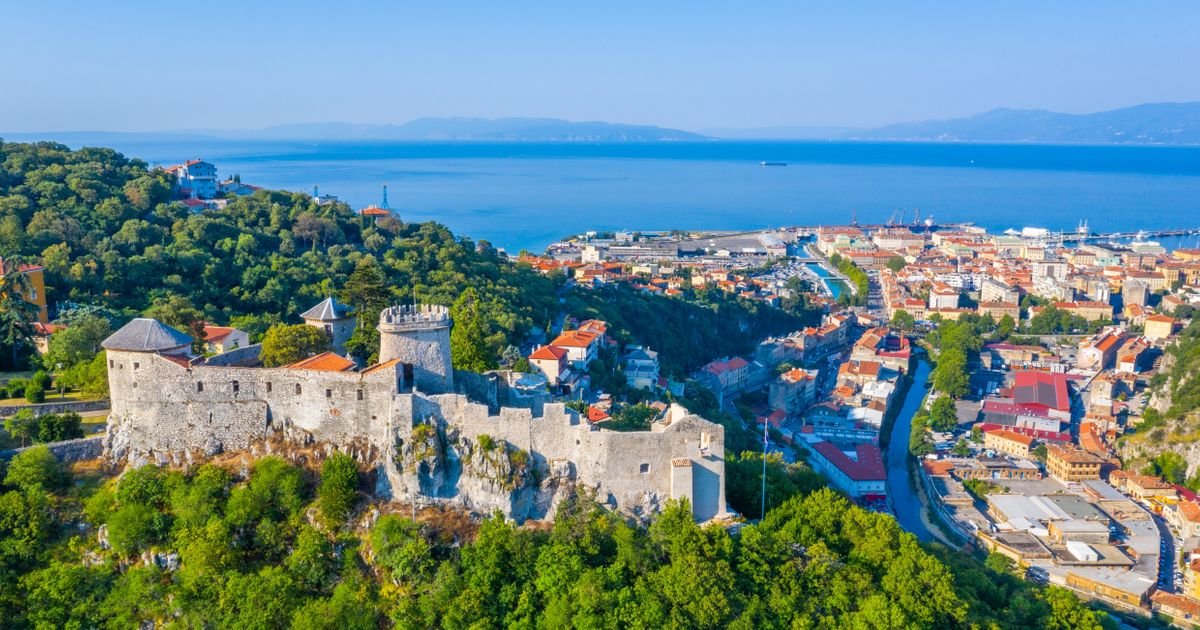 Minimalna alimentacija u Hrvatskoj od 2026. iznosiće do 319 evra mesečno: Najviše za tinejdžere i studente