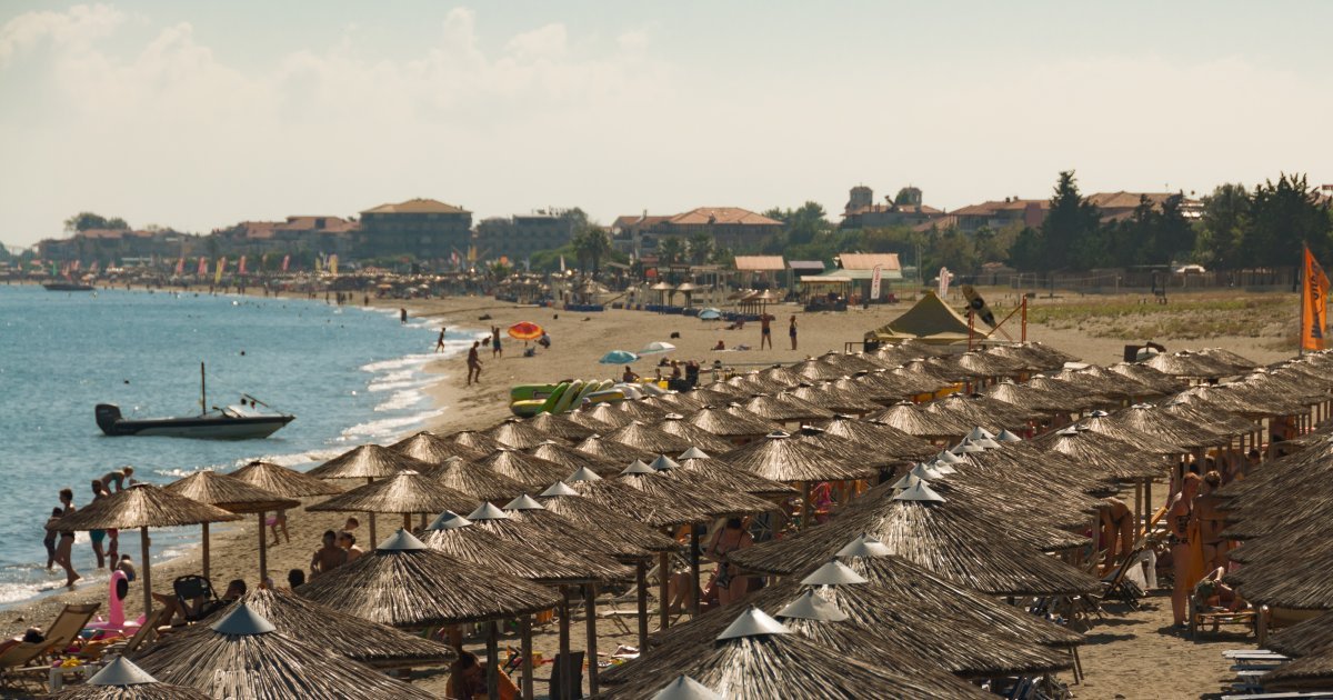 Snimak sa grčke plaže šokirao Srbe, komentari samo pljušte! Evo šta vas čeka na leto, ljudi u neverici