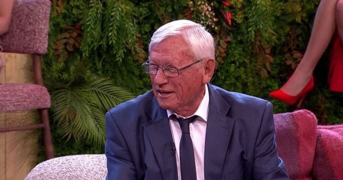 Legendarni pevač ima zdravstveni problem od rođenja! Sada progovorio o detaljima: "Moja sudbina je takva"