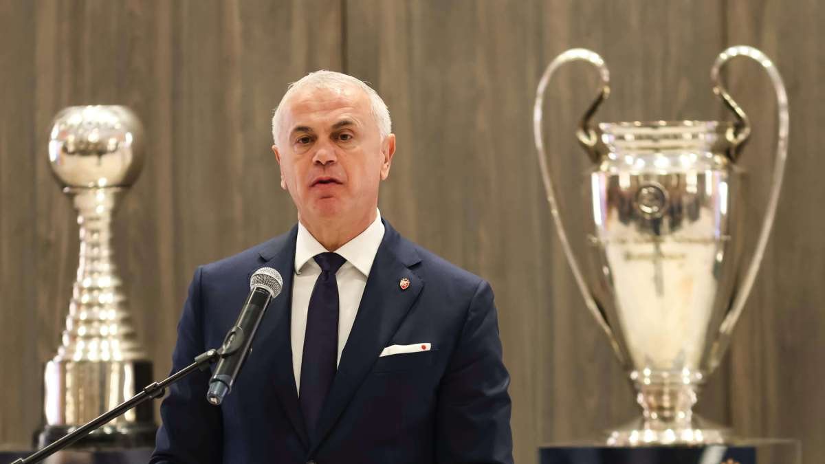 "VODITI ZVEZDU JE PRIVILEGIJA I DUG PREMA SRPSKOM SPORTU!" Zvezdan Terzić ostaje na čelu crveno-belih: Ovo nije samo formalnost...