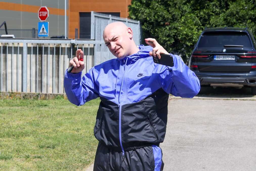 "DA ME OCENJUJU, A JA USPEŠNIJI OD CELOG ŽIRIJA" Desingerica ne želi da ide na Evroviziju: Ispod časti mi je, samo publika treba da glasa