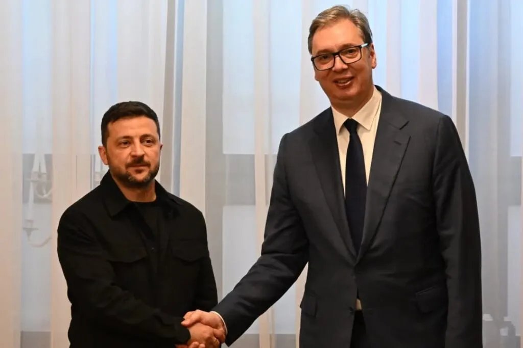 Vučić razgovarao sa Zelenskim: Tema je bila i sutrašnja poseta ukrajinske delegacije Srbiji