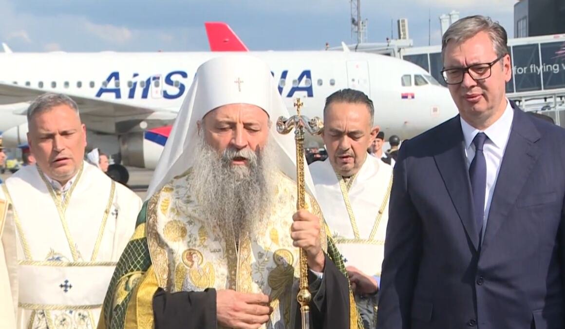 UŽIVO VUČIĆ NA DOČEKU ČUDESNOG POJASA PRESVETE BOGORODICE: Svečanost na aerodromu "Nikola Tesla" u Beogradu - u 17 časova svetinja stiže u Vaznesenjsku crkvu