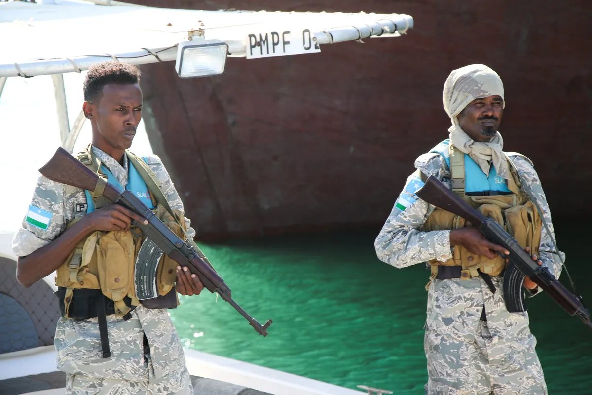 Somalijski pirati ponovo napadaju: Nova pretnja svetskoj trgovini
